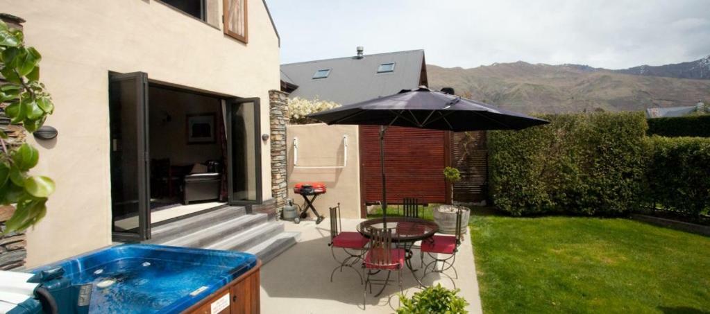 Charming Wanaka Cottage Exterior foto